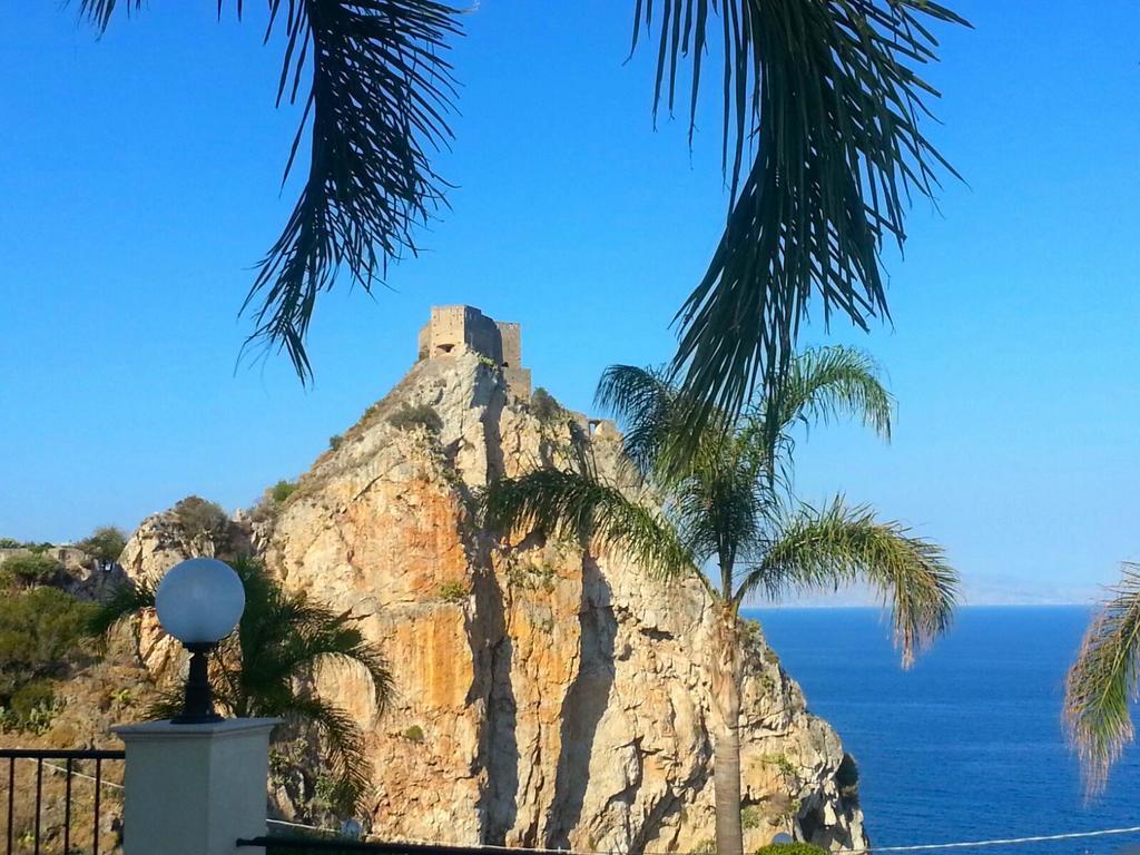 SantʼAlessio Siculo Casa Belvedere Riviera Taormina מראה חיצוני תמונה